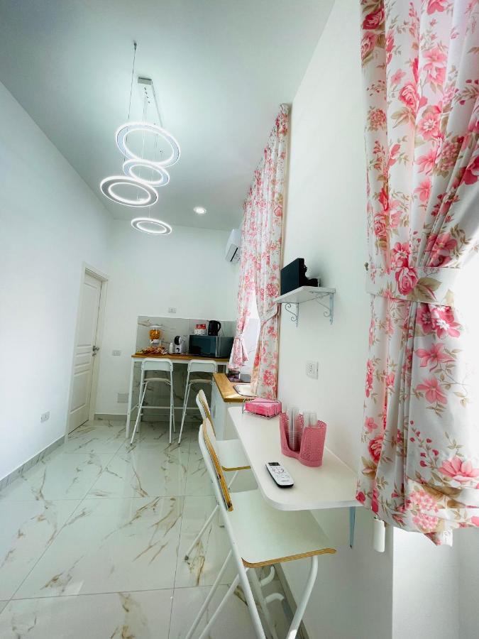 Bed and Breakfast Virgy House Neapol Zewnętrze zdjęcie