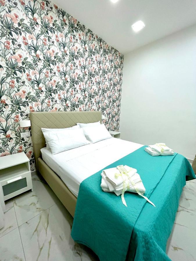 Bed and Breakfast Virgy House Neapol Zewnętrze zdjęcie